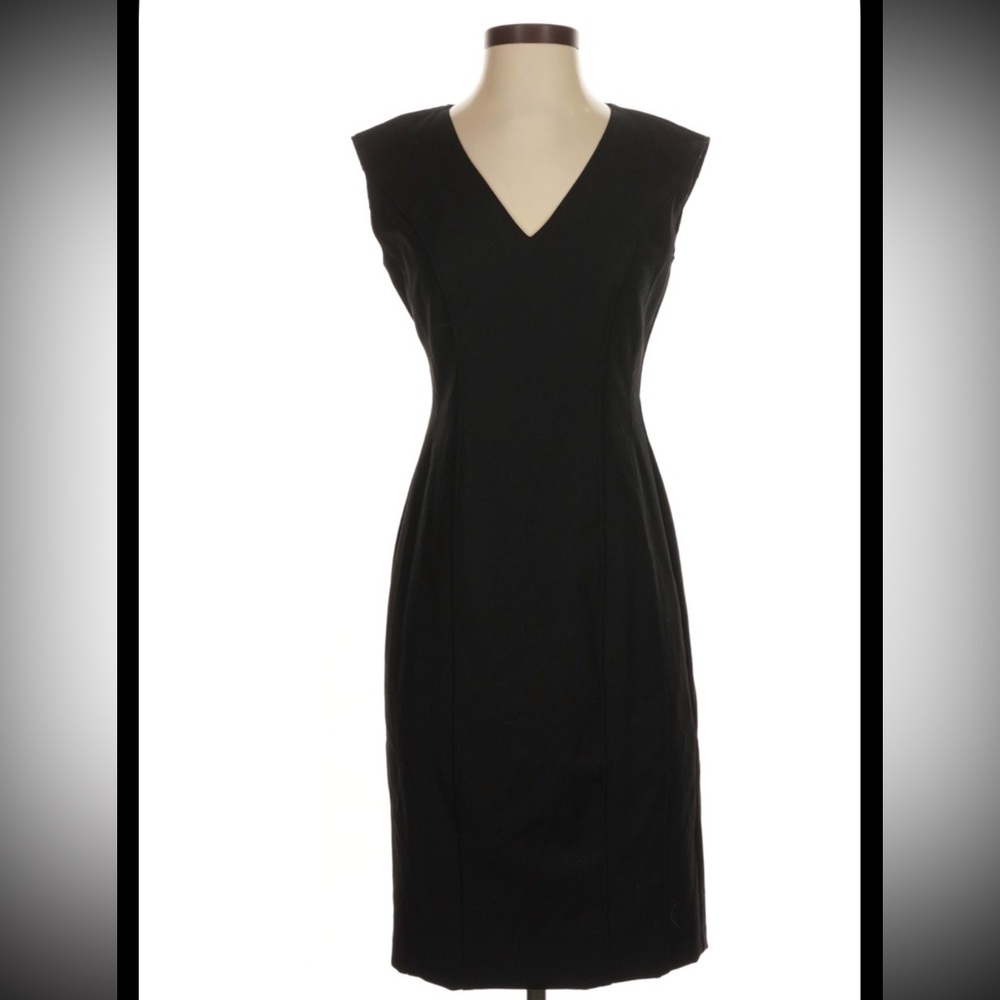 White House Black Market Black Strapless V-Neck Sheath Dress